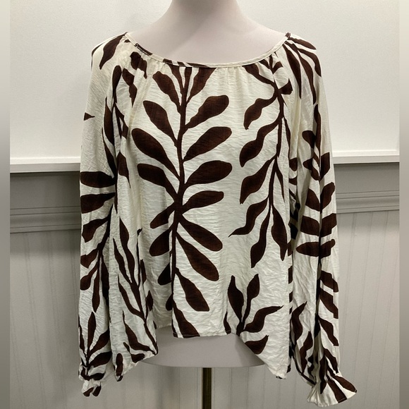 Petal & Pup Tops - Petal & Pup Botanical Print Blouse Size Small Oversized Boho Top Ivory Brown